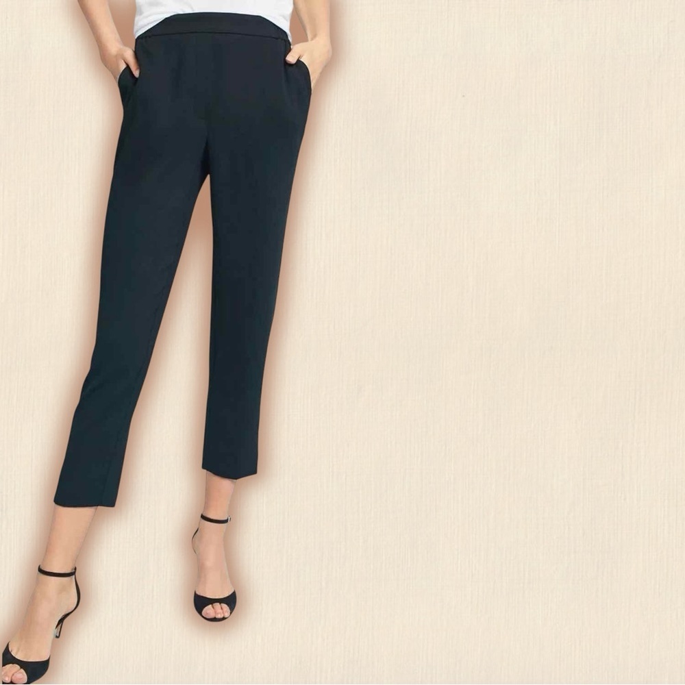 Anthropologie ‘The Essential Pull-On Trouser’ in Black Size Small